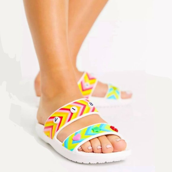 Limited Edition Crocs Women's  Classic Festival Vibes Sandals  White 7 - Picture 4 of 12